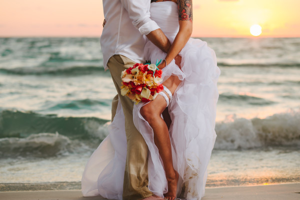 tide the knot beach wedding vow renewals